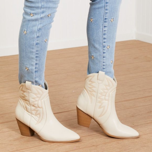 East Lion Corp Texas Trip Embroidered Cowboy Booties - Picture 5 of 9